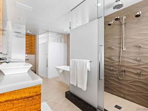 6653 Neptune Share B, La Jolla CA 92037