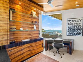 6653 Neptune Share B, La Jolla CA 92037