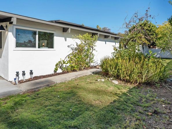 5672 Dartford Way, San Diego CA 92120