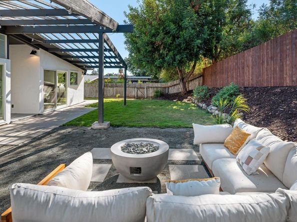 5672 Dartford Way, San Diego CA 92120