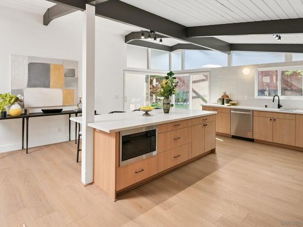 5672 Dartford Way, San Diego CA 92120