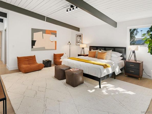 5672 Dartford Way, San Diego CA 92120