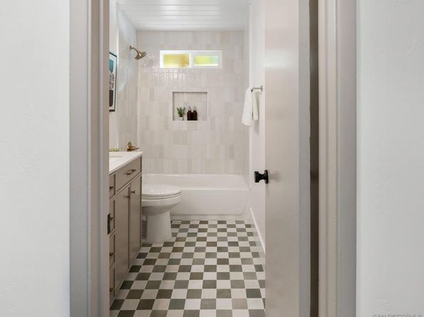 5672 Dartford Way, San Diego CA 92120