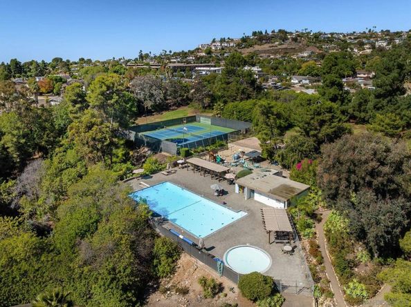 5672 Dartford Way, San Diego CA 92120