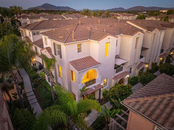 1284 Haglar Way 1, Chula Vista CA 91913
