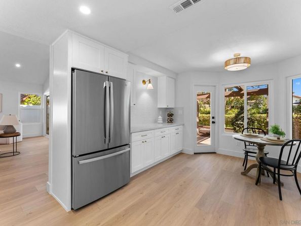 4946 Alicante Way, Oceanside CA 92056