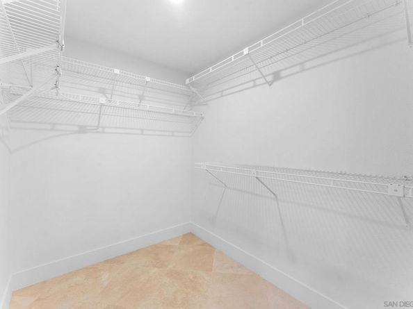 4946 Alicante Way, Oceanside CA 92056