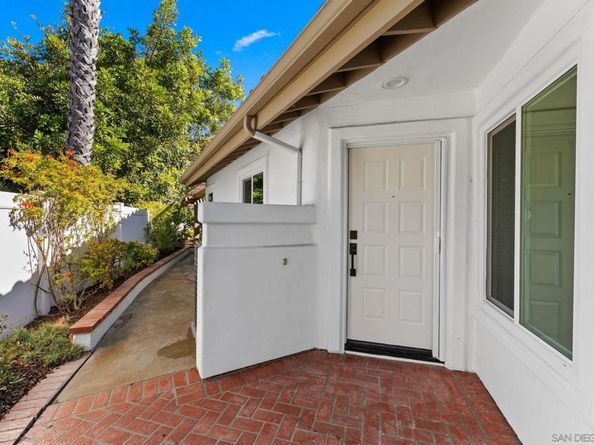 4946 Alicante Way, Oceanside CA 92056