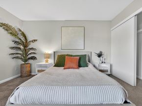 3290 Ashford St Unit E, San Diego CA 92111