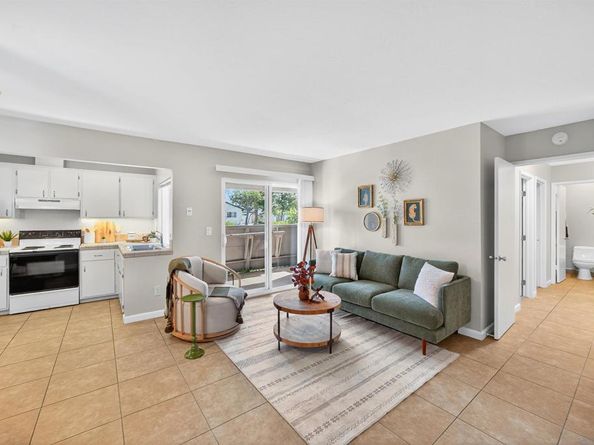 3290 Ashford St Unit E, San Diego CA 92111