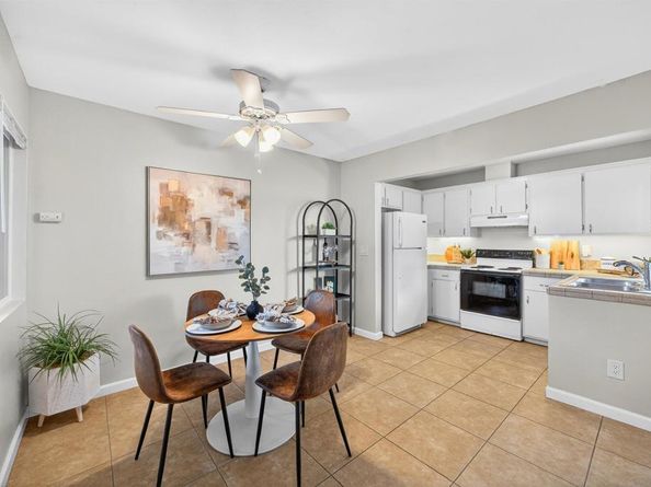 3290 Ashford St Unit E, San Diego CA 92111