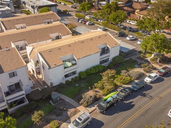 3290 Ashford St Unit E, San Diego CA 92111