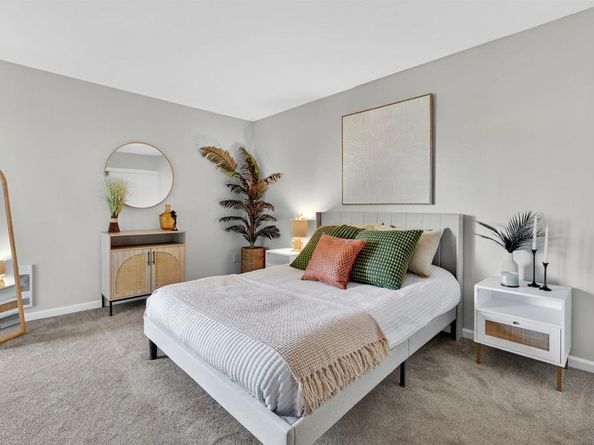 3290 Ashford St Unit E, San Diego CA 92111