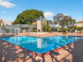 3290 Ashford St Unit E, San Diego CA 92111