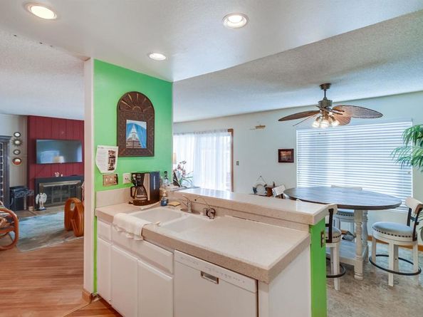 2366 Grand Ave, San Diego CA 92109