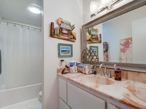 2366 Grand Ave, San Diego CA 92109