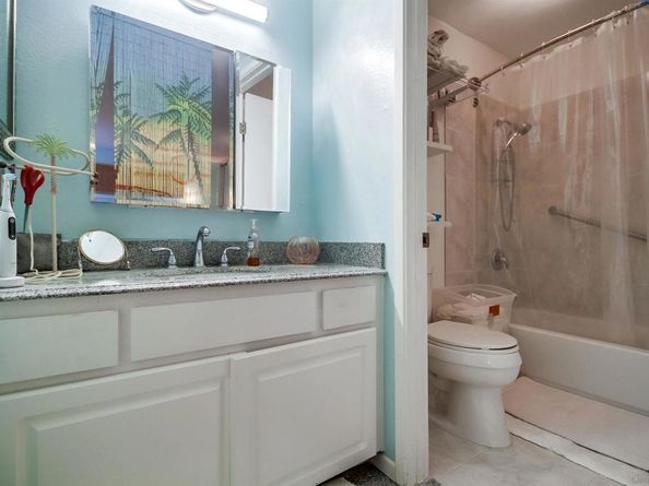 2366 Grand Ave, San Diego CA 92109