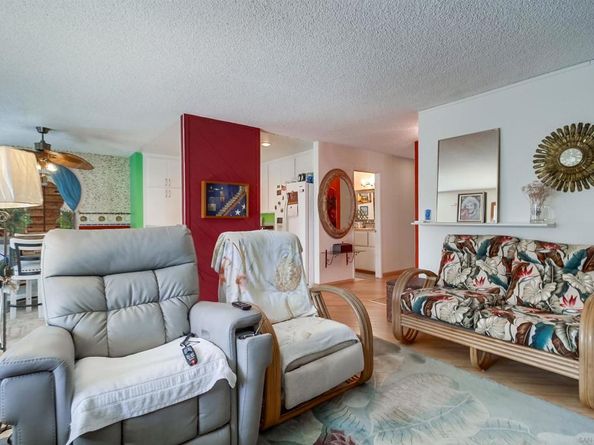 2366 Grand Ave, San Diego CA 92109