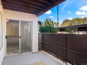 8069 Caminito De Pizza F, San Diego CA 92108