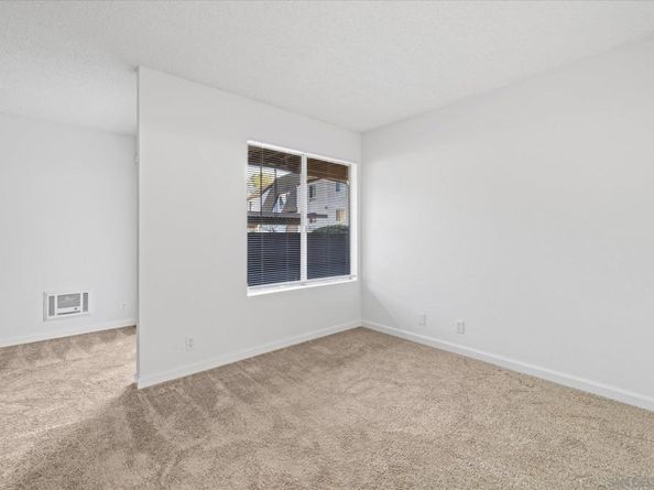 8069 Caminito De Pizza F, San Diego CA 92108