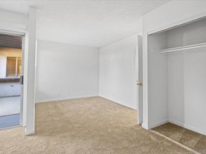 8069 Caminito De Pizza F, San Diego CA 92108