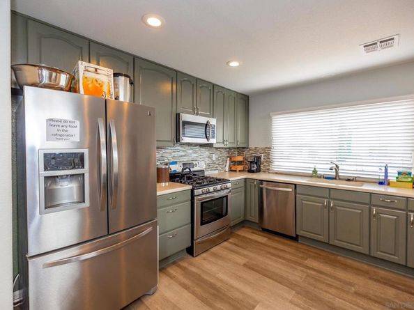 3335 Genoa Way 112, Oceanside CA 92056