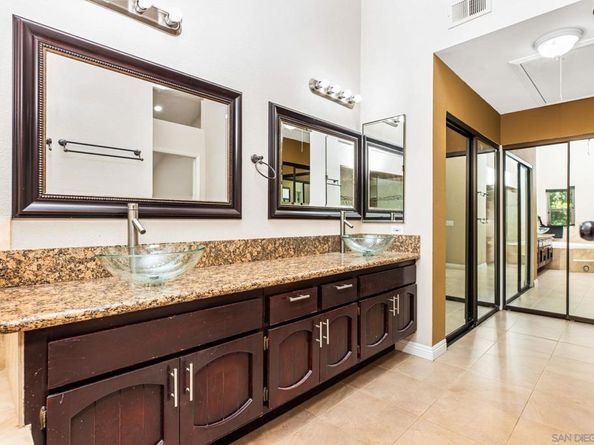 12434 Cloudesly Dr, San Diego CA 92128