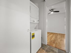 7283 Camino Degrazia 11, San Diego CA 92111
