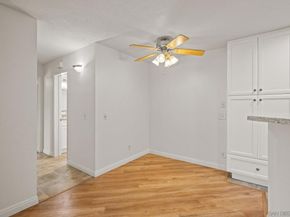 7283 Camino Degrazia 11, San Diego CA 92111