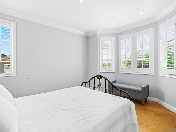 9703 Keeneland Row, La Jolla CA 92037