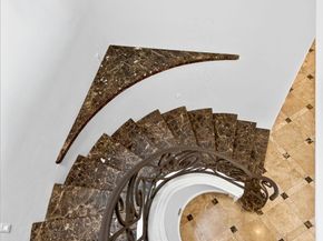 9703 Keeneland Row, La Jolla CA 92037