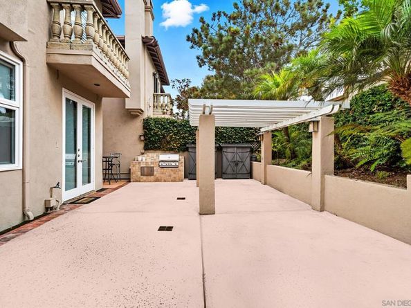 9703 Keeneland Row, La Jolla CA 92037