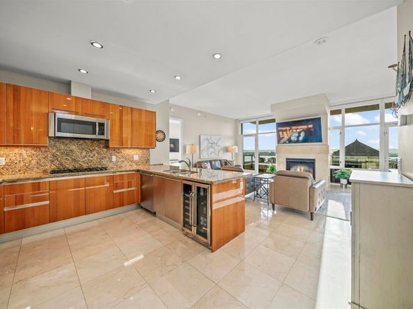 550 Front St 1306, San Diego CA 92101