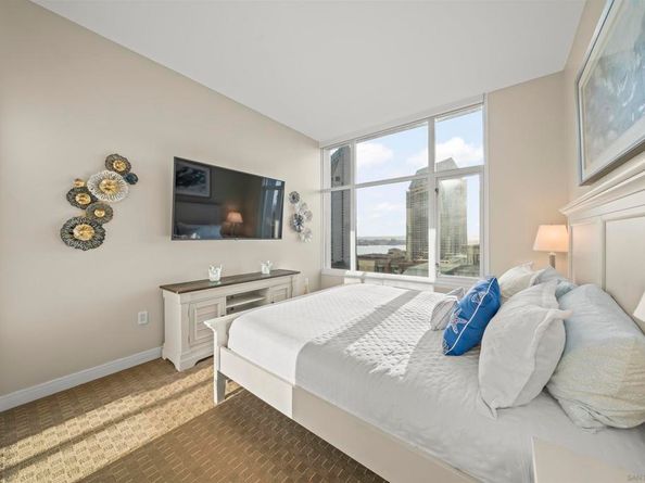 550 Front St 1306, San Diego CA 92101