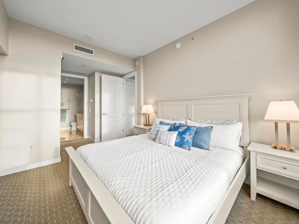 550 Front St 1306, San Diego CA 92101