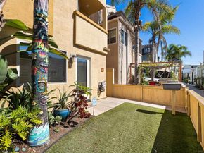 806 Redondo Ct, San Diego CA 92109