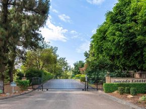 1542 Woody Hills Dr, El Cajon CA 92019