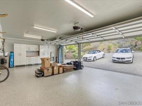 1542 Woody Hills Dr, El Cajon CA 92019