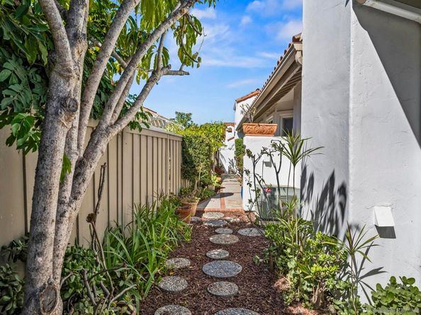 4767 Miletus Way, Oceanside CA 92056