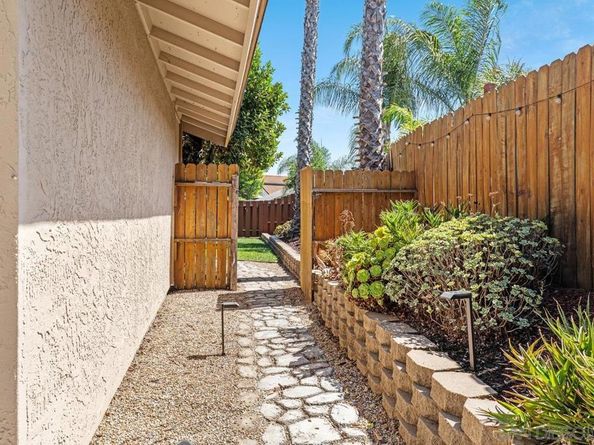 17162 Poblado Ct, San Diego CA 92127