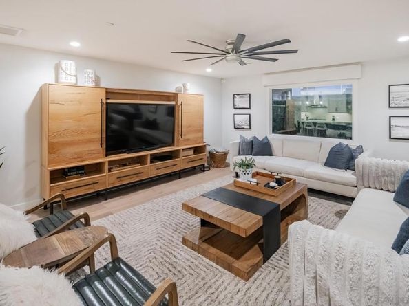 1303 Hermes Ave, Encinitas CA 92024