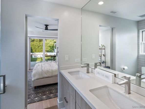 1303 Hermes Ave, Encinitas CA 92024