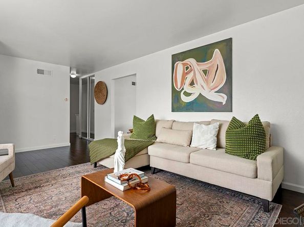 11394 Pegasus Ave, San Diego CA 92126