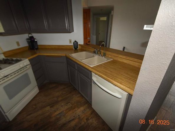 2976 Anawood Way, Spring Valley CA 91978