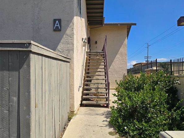 240 W Lincoln Ave 8, Escondido CA 92026