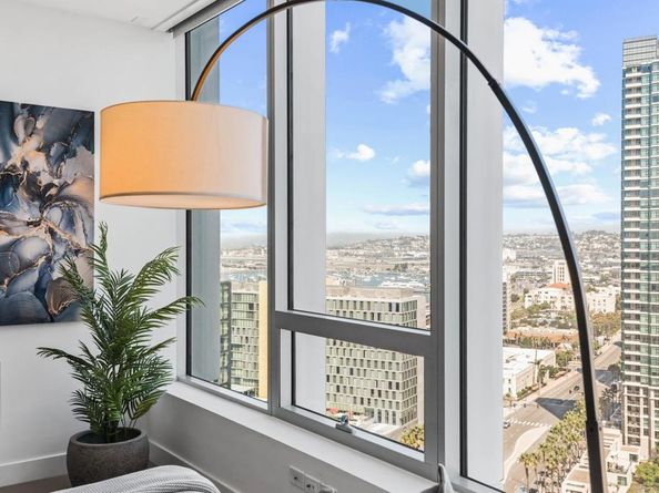 888 W E Street 2206, San Diego CA 92101
