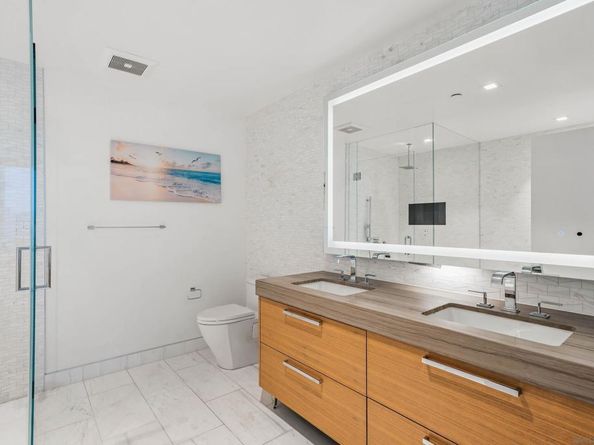 888 W E Street 2206, San Diego CA 92101