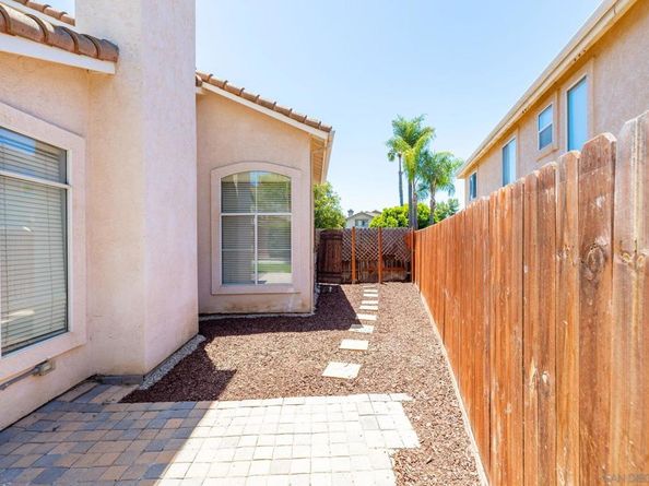 838 Masters Dr, Oceanside CA 92057