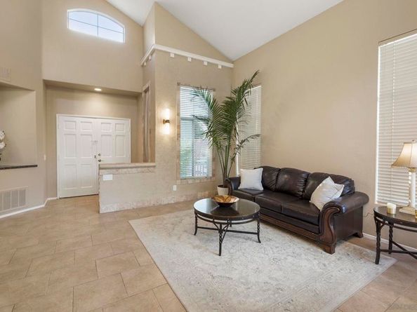 838 Masters Dr, Oceanside CA 92057