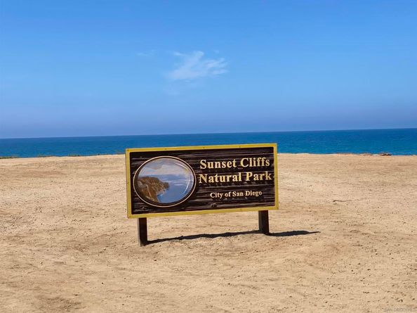 4727 Pescadero, San Diego CA 92107